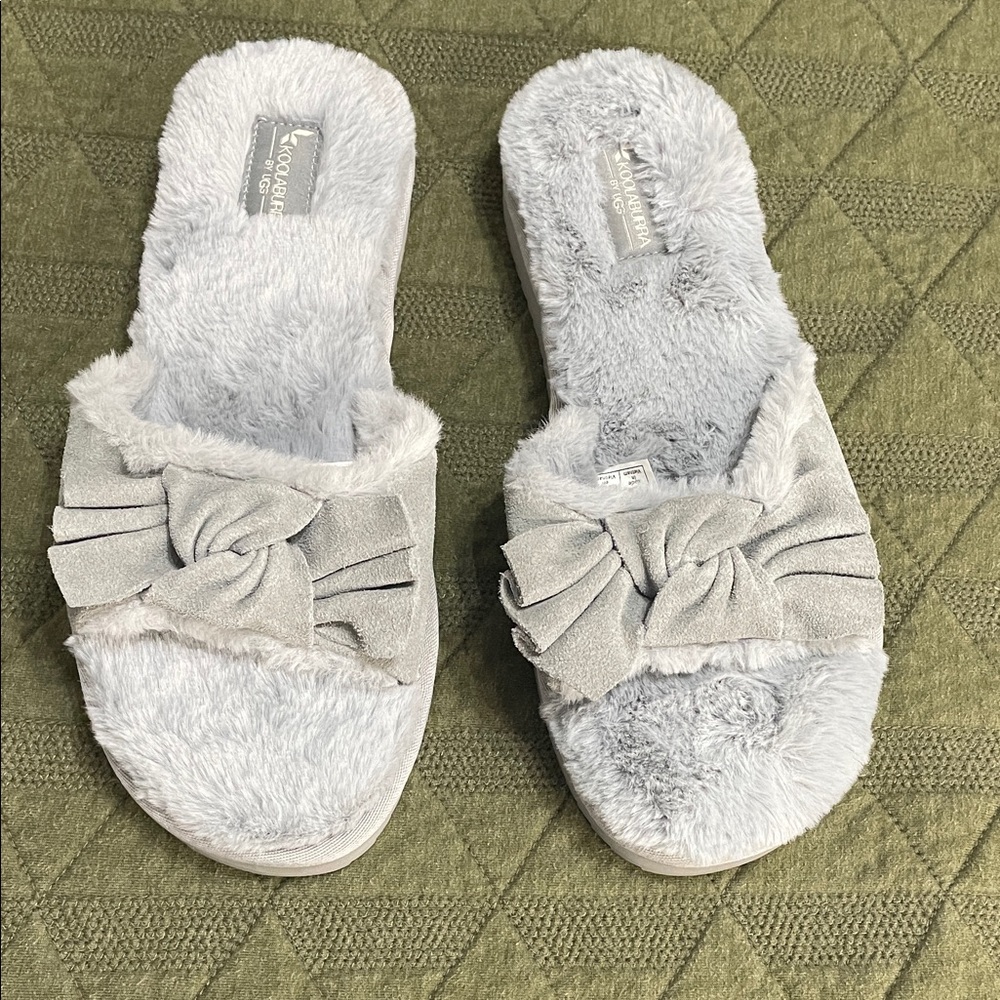 KOOLABURRA by UGG Cozy Gray Women's Slippers with bow accent , size 10 NWOT